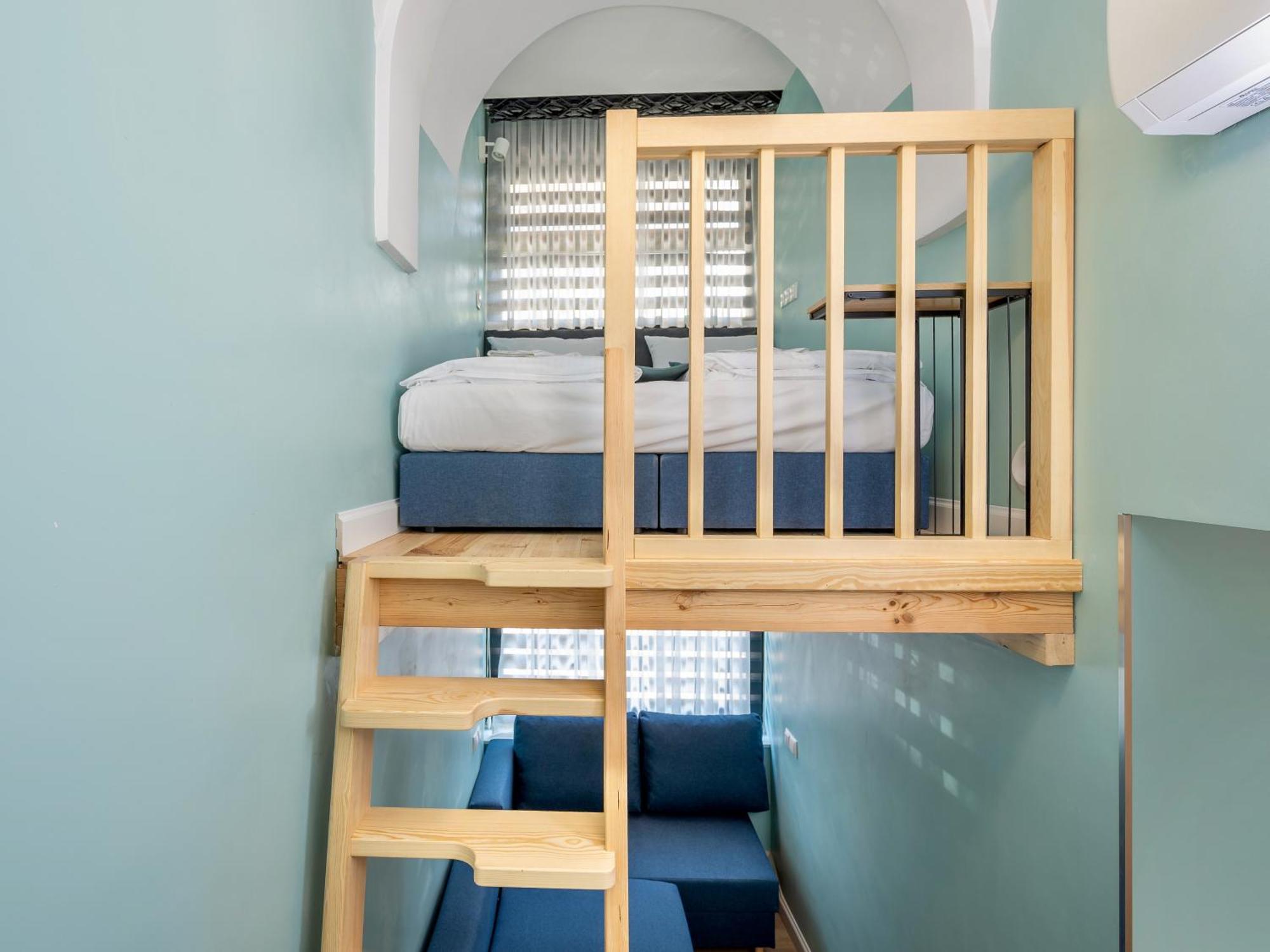Jess Inn Hostel Rondo Charles De Gaulle Warsaw Luaran gambar