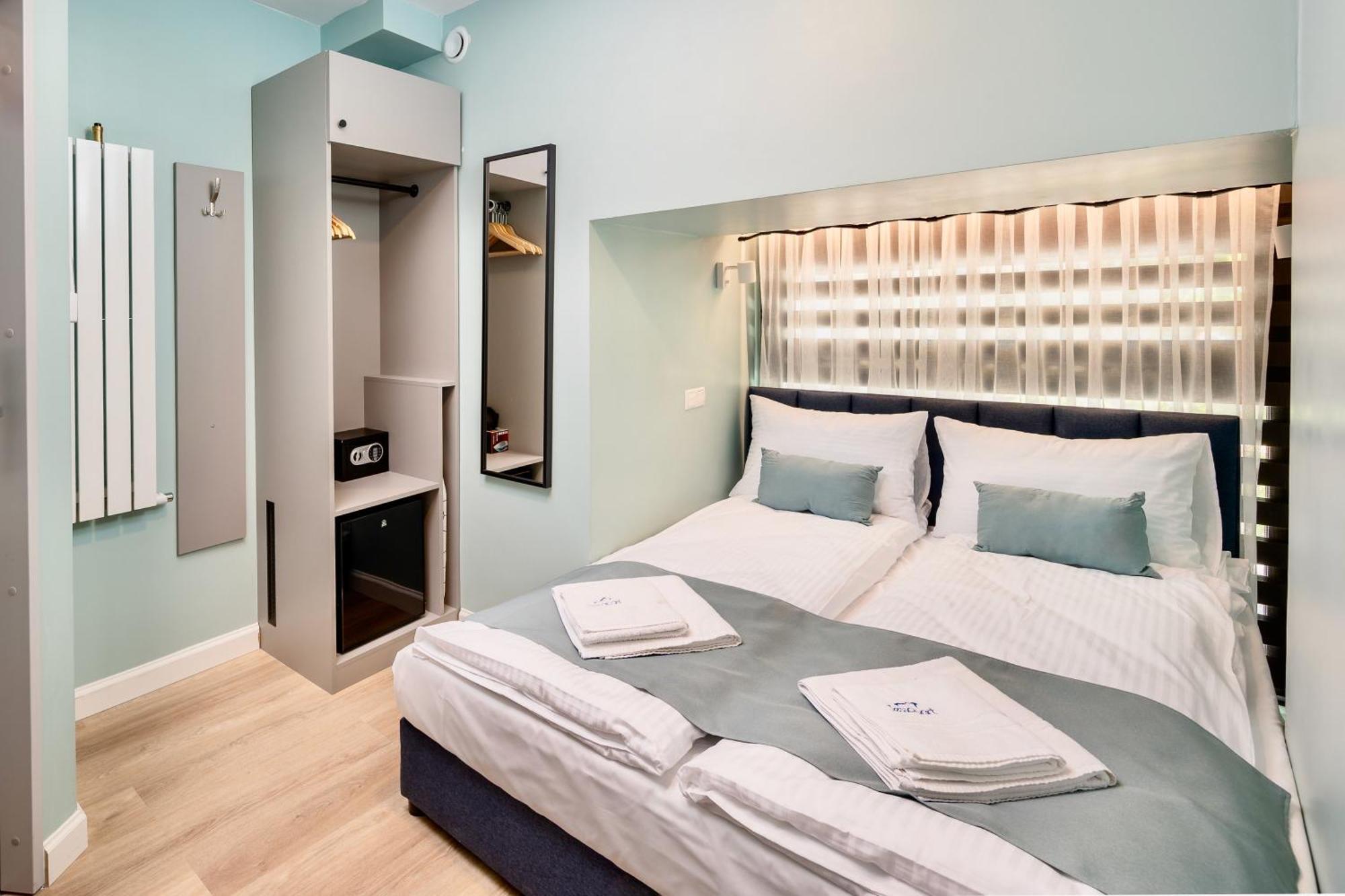 Jess Inn Hostel Rondo Charles De Gaulle Warsaw Luaran gambar